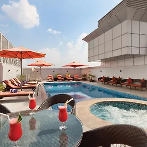 Ramada By Wyndham Deira Otel Dubai